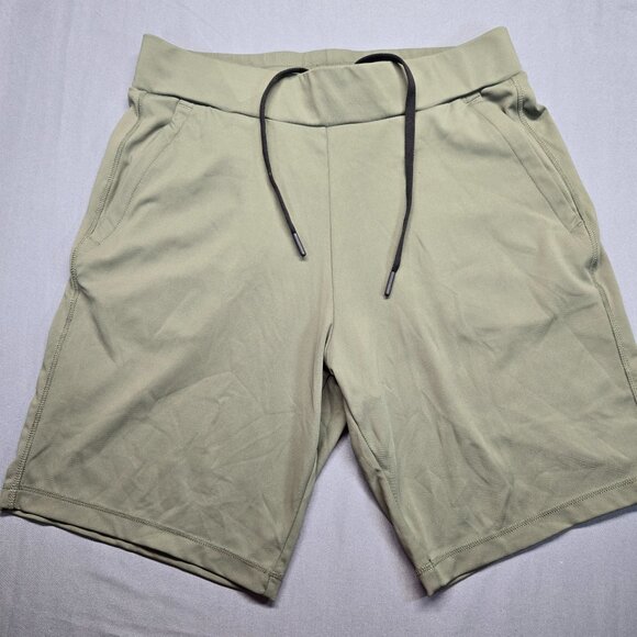 32 Degrees Cool Men’s Athletic Shorts – Size Medium - Picture 2 of 10